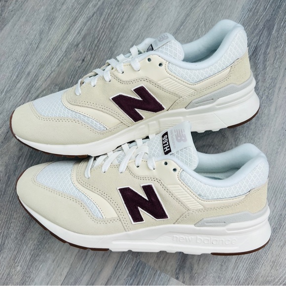 NWT New Balance 997 Women’s Shoes - Picture 7 of 9